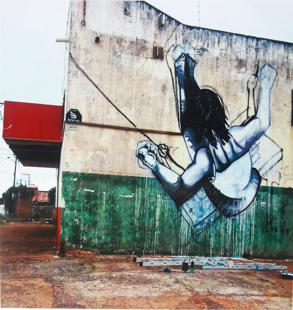 “A ignorância não me deixou acabar”, 2017, graffiti, 6,39 x 8 m